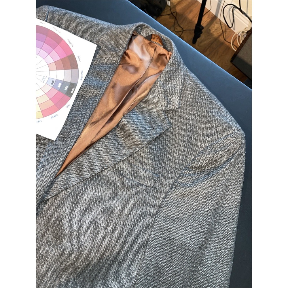 Joseph A Banks 39R Grey Herringbone Micro Velour Blazer Super Soft.